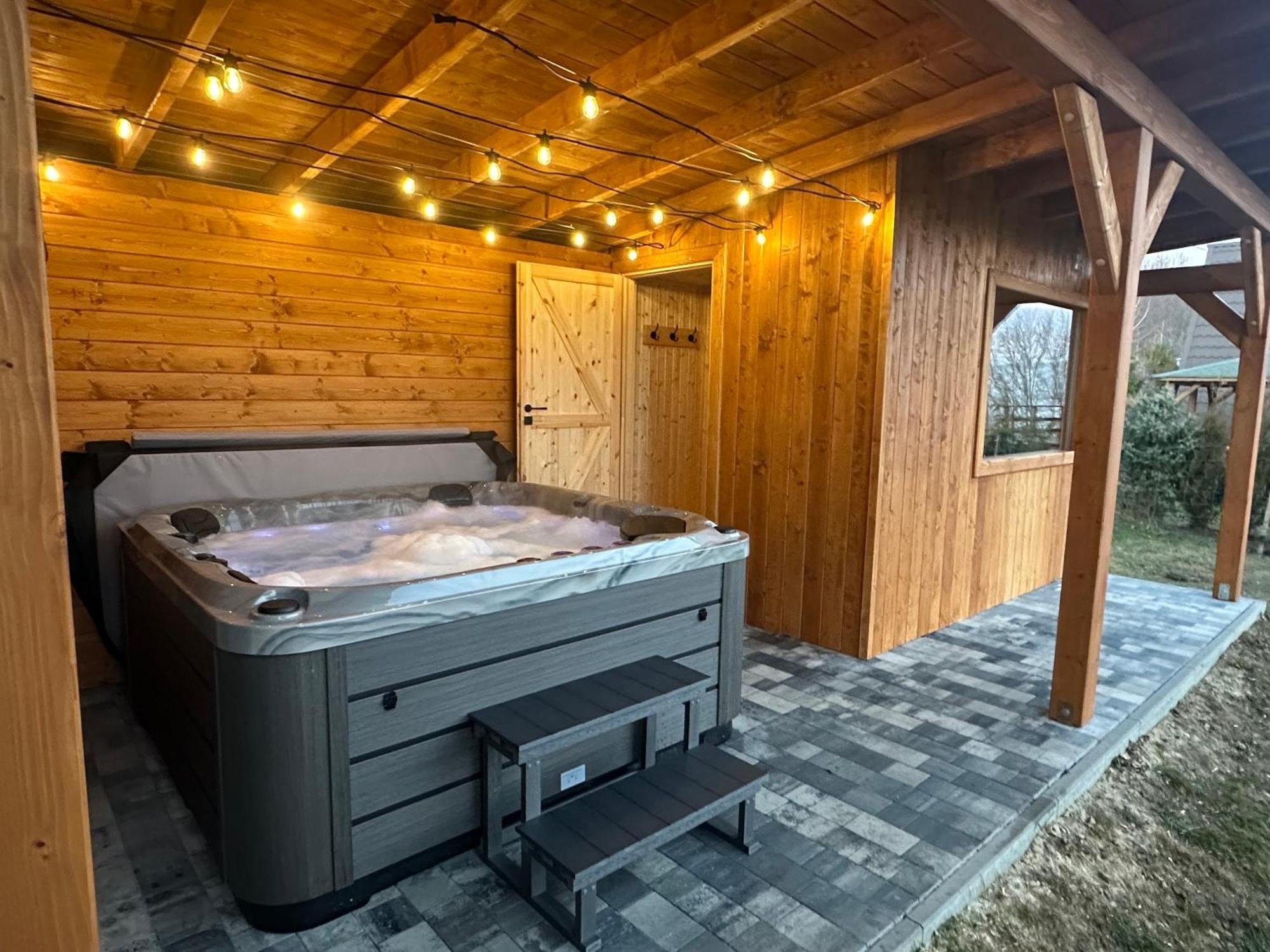 Domek Na Hrobaczej - Jacuzzi&Sauna Мендзибродзе-Бяльське Екстер'єр фото